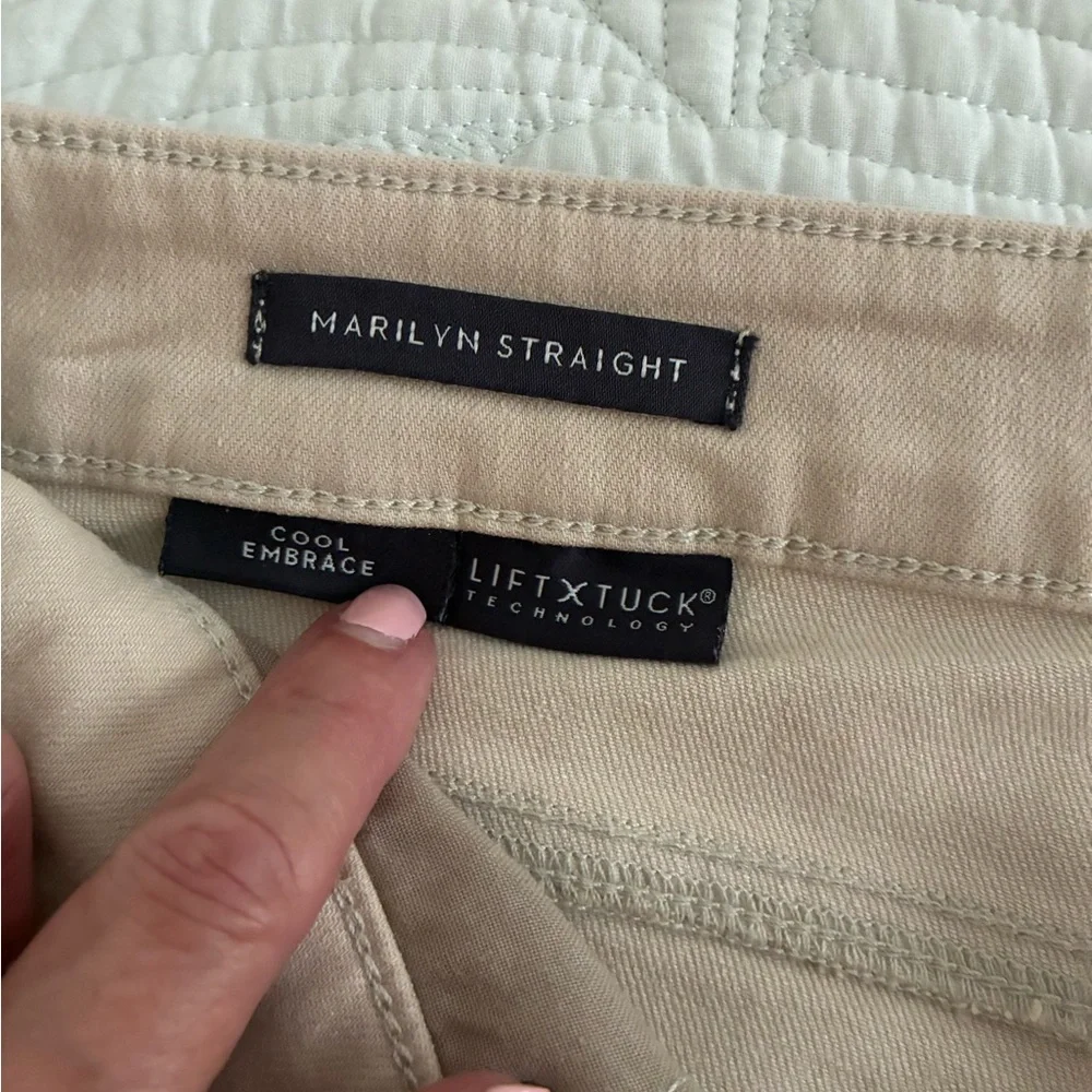NYDJ Marilyn Crop Cuff Jeans NWT - Picture 11 of 12